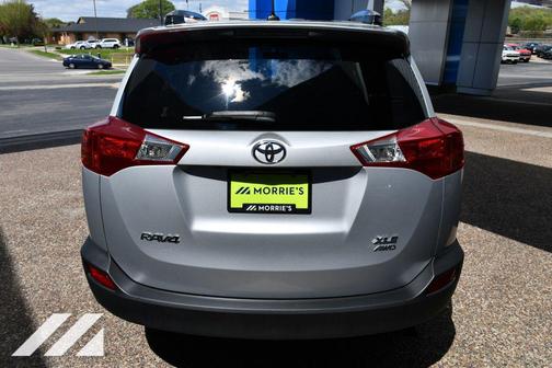 Classic Silver Metallic 2015 Toyota RAV4 XLE