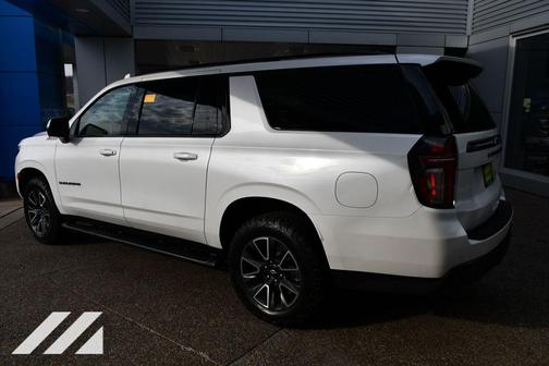 2023 Chevrolet Suburban 4WD Z71