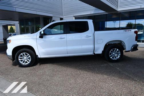 Summit White 2024 Chevrolet Silverado 1500 LT