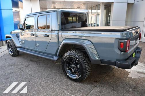 2025 Jeep Gladiator High Tide