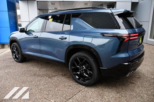2025 Chevrolet Traverse RS