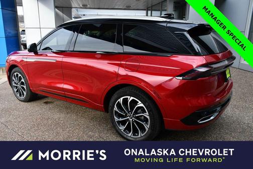 2025 Lincoln Nautilus Reserve