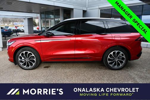 2025 Lincoln Nautilus Reserve