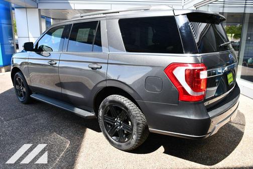 Magnetic Metallic 2020 Ford Expedition XLT