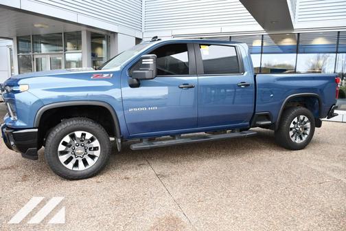 2024 Chevrolet Silverado 2500 Custom