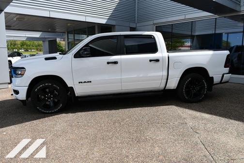 Bright White Clearcoat 2023 RAM 1500 Big Horn/Lone Star