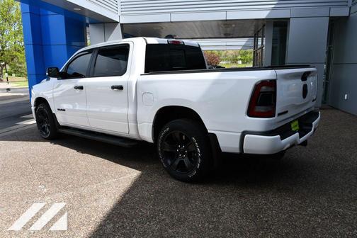 Bright White Clearcoat 2023 RAM 1500 Big Horn/Lone Star
