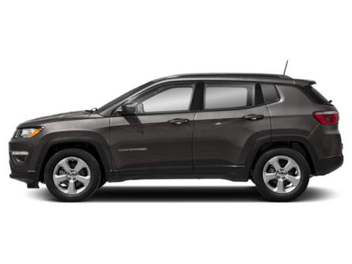 Granite Crystal Metallic Clearcoat 2018 Jeep Compass Latitude