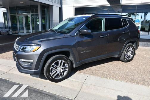 Granite Crystal Metallic Clearcoat 2018 Jeep Compass Latitude