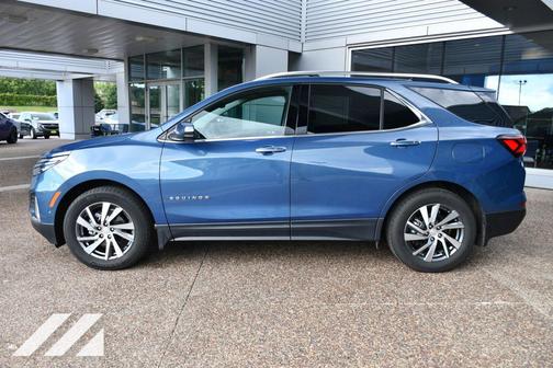 Lakeshore Blue Metallic 2024 Chevrolet Equinox Premier w/1LZ