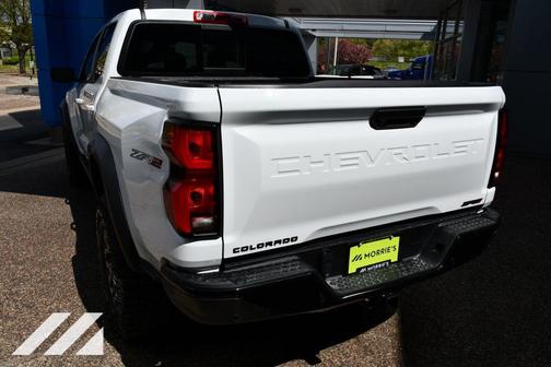 Summit White 2026 Chevrolet Colorado ZR2