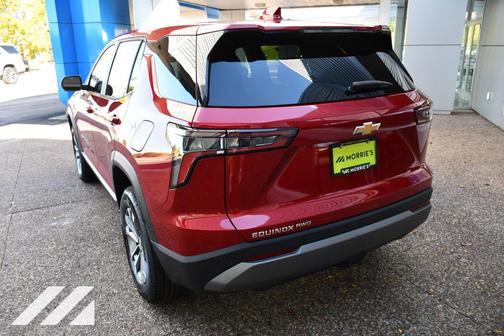Radiant Red Tintcoat 2027 Chevrolet Equinox 1LT