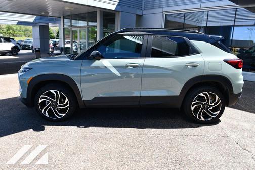 Cacti Green 2024 Chevrolet Trailblazer RS