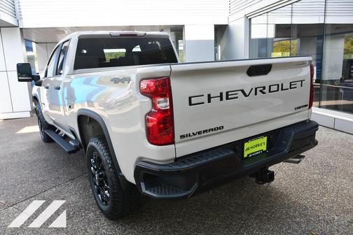 2026 Chevrolet Silverado 2500 Custom