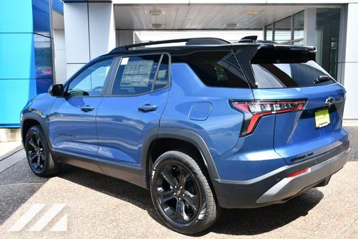 Lakeshore Blue Metallic 2027 Chevrolet Equinox 1LT