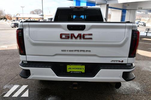 2024 GMC Sierra 2500 AT4
