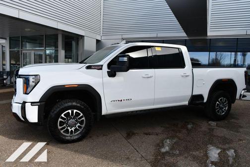 2024 GMC Sierra 2500 AT4