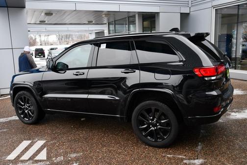 2019 Jeep Grand Cherokee Altitude