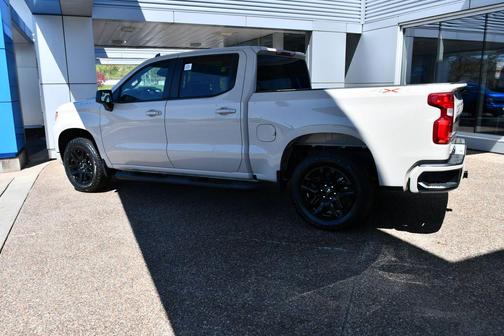 White Sands 2026 Chevrolet Silverado 1500 RST