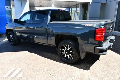 Graphite Metallic 2017 Chevrolet Silverado 1500 2LT