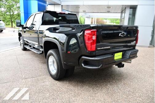 2025 Chevrolet Silverado 3500 High Country