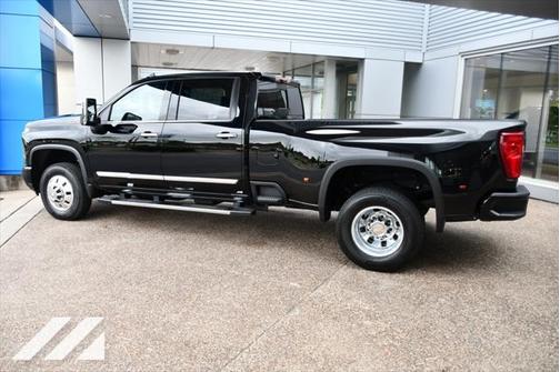 2025 Chevrolet Silverado 3500 High Country