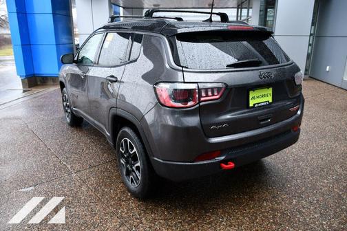 Granite Crystal Metallic Clearcoat 2019 Jeep Compass Trailhawk