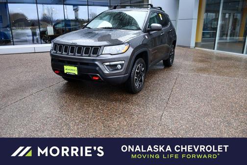 Granite Crystal Metallic Clearcoat 2019 Jeep Compass Trailhawk