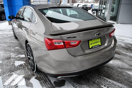 2022 Chevrolet Malibu FWD RS