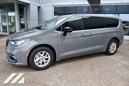 Ceramic Gray Clearcoat 2025 Chrysler Pacifica L