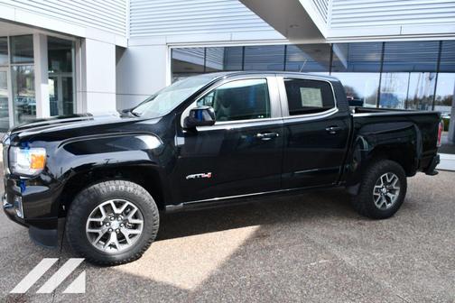 2022 GMC Canyon AT4