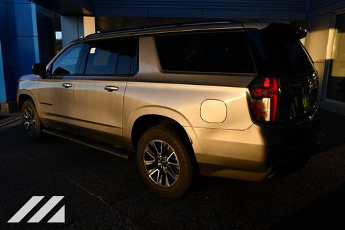 2021 Chevrolet Suburban 4WD Z71