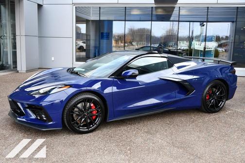 2025 Chevrolet Corvette Stingray w/3LT