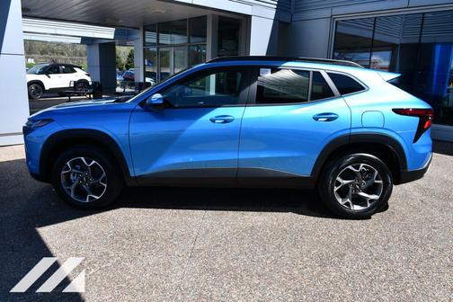 Marina Blue Metallic 2026 Chevrolet Trax LT