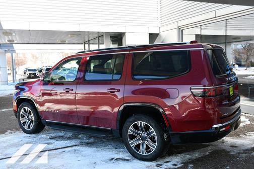 2022 Jeep Wagoneer Series III 4x4