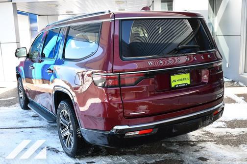 2022 Jeep Wagoneer Series III 4x4
