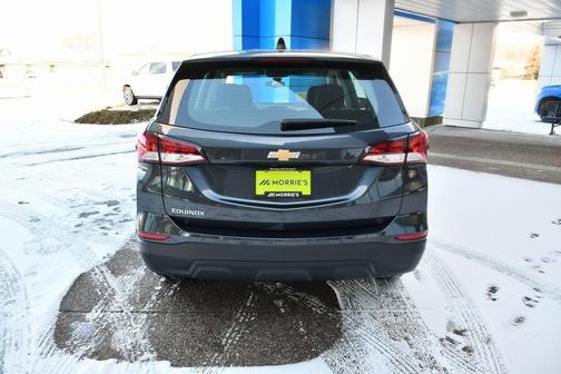 Iron Gray Metallic 2022 Chevrolet Equinox LS