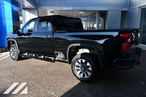 2024 Chevrolet Silverado 2500 Custom