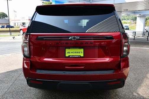 2023 Chevrolet Suburban 4WD Z71