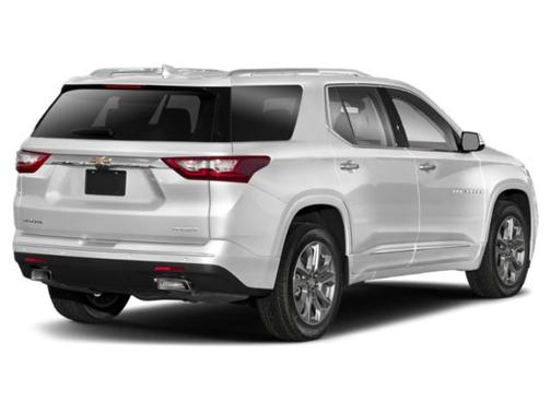 Iridescent Pearl Tricoat 2020 Chevrolet Traverse Premier