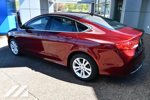 Velvet Red Pearlcoat 2016 Chrysler 200 Limited