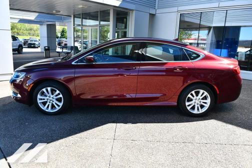 Velvet Red Pearlcoat 2016 Chrysler 200 Limited