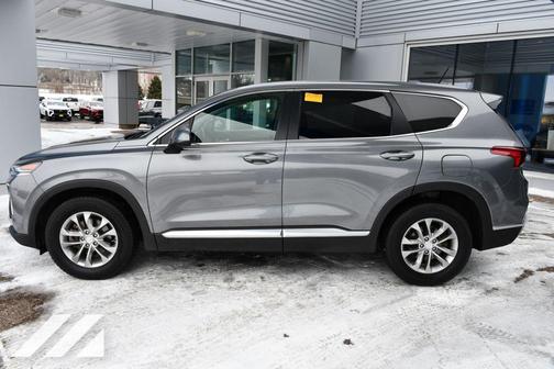 2019 Hyundai SANTA FE SE 2.4