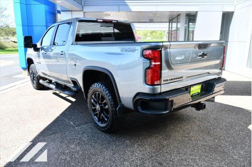2025 Chevrolet Silverado 3500 LT
