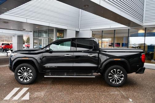2024 GMC Canyon Denali