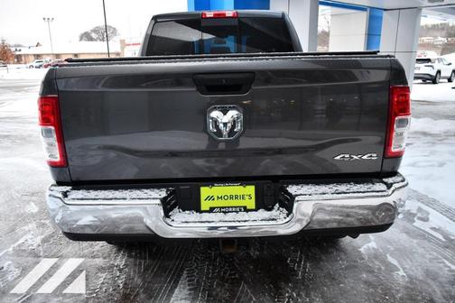 2022 RAM 2500 Tradesman Crew Cab 4x4 6'4' Box