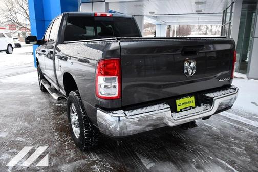 2022 RAM 2500 Tradesman Crew Cab 4x4 6'4' Box