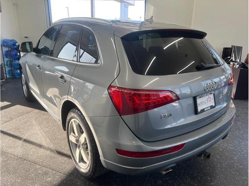 2010 Audi Q5 3.2 Premium Plus quattro