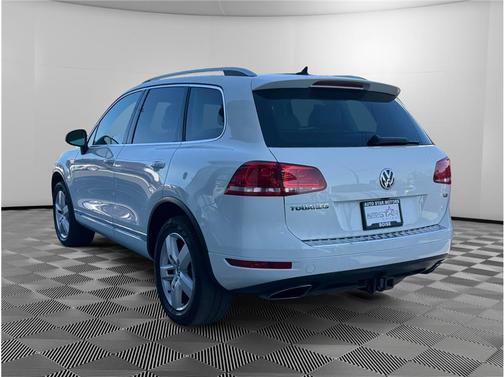 2013 Volkswagen Touareg TDI Lux