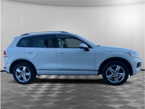 2013 Volkswagen Touareg TDI Lux
